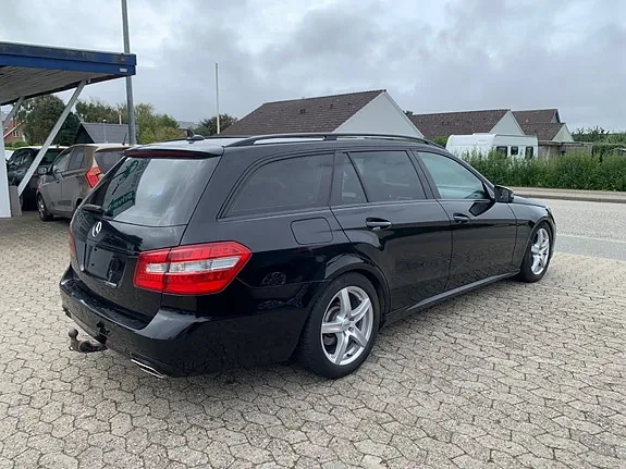 Mercedes-Benz E200 2012 photo 5