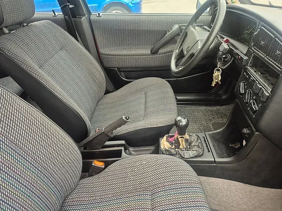 Volkswagen Passat 1992 photo 4