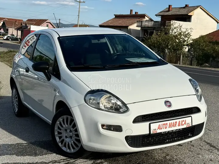 Fiat Grande Punto 2013 photo 2