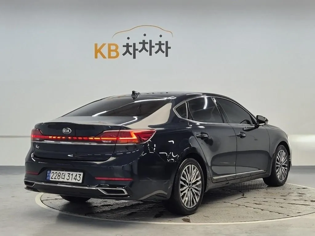 Kia K7 2020 photo 3