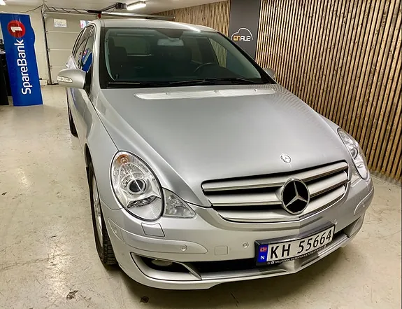 Mercedes-Benz R320