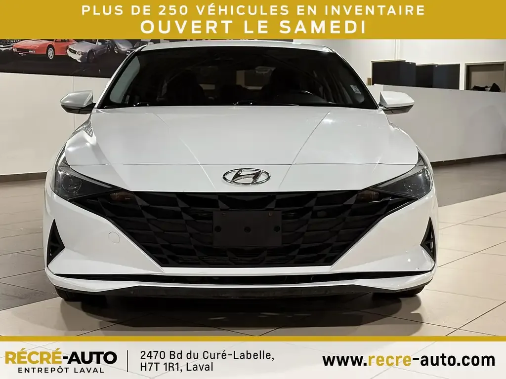 Hyundai Elantra 2022 photo 3