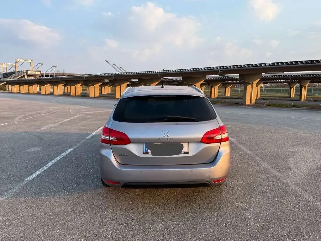 Peugeot 308 2020 photo 3