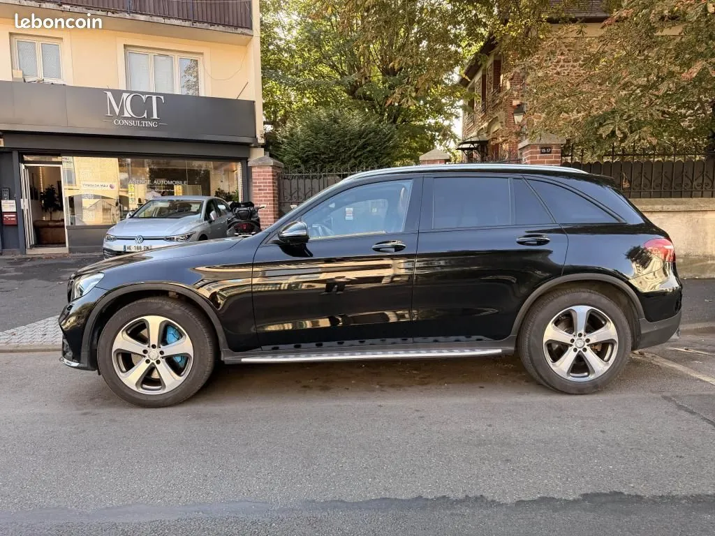 Mercedes-Benz Glc 2016 photo 2