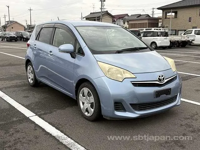 Toyota Ractis G