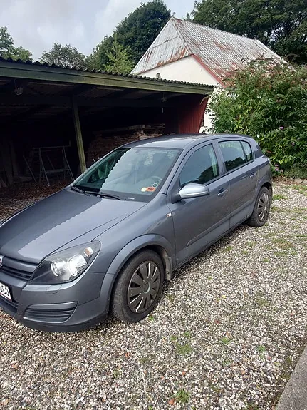 Opel Astra 2006 photo 2