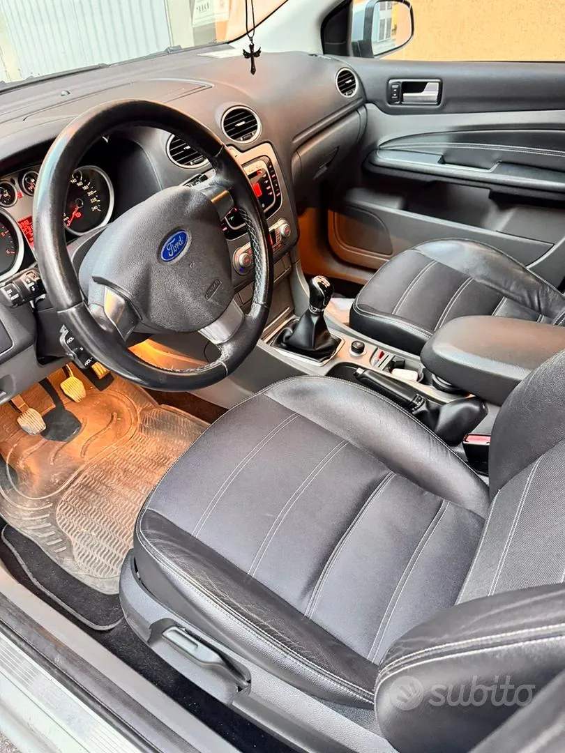 Ford Focus 2009 photo 5