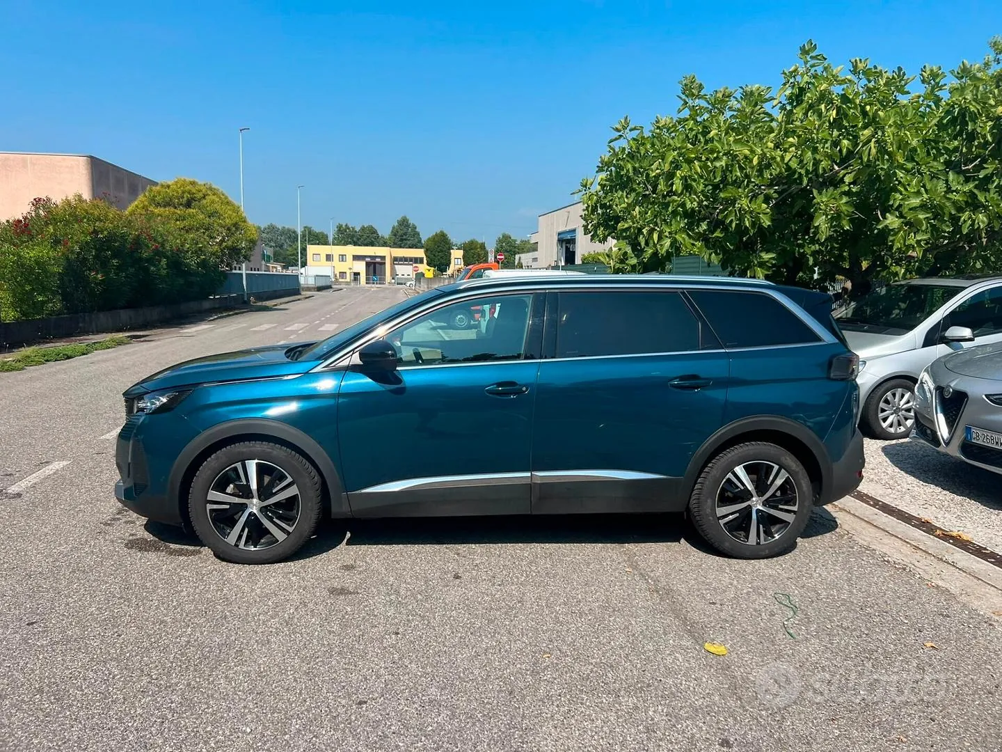 Peugeot 5008 2022 photo 4