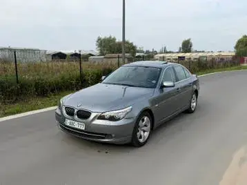 BMW 525I