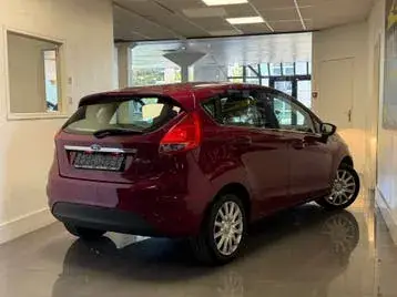 Ford Fiesta 2010 photo 3