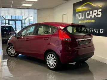 Ford Fiesta 2010 photo 4
