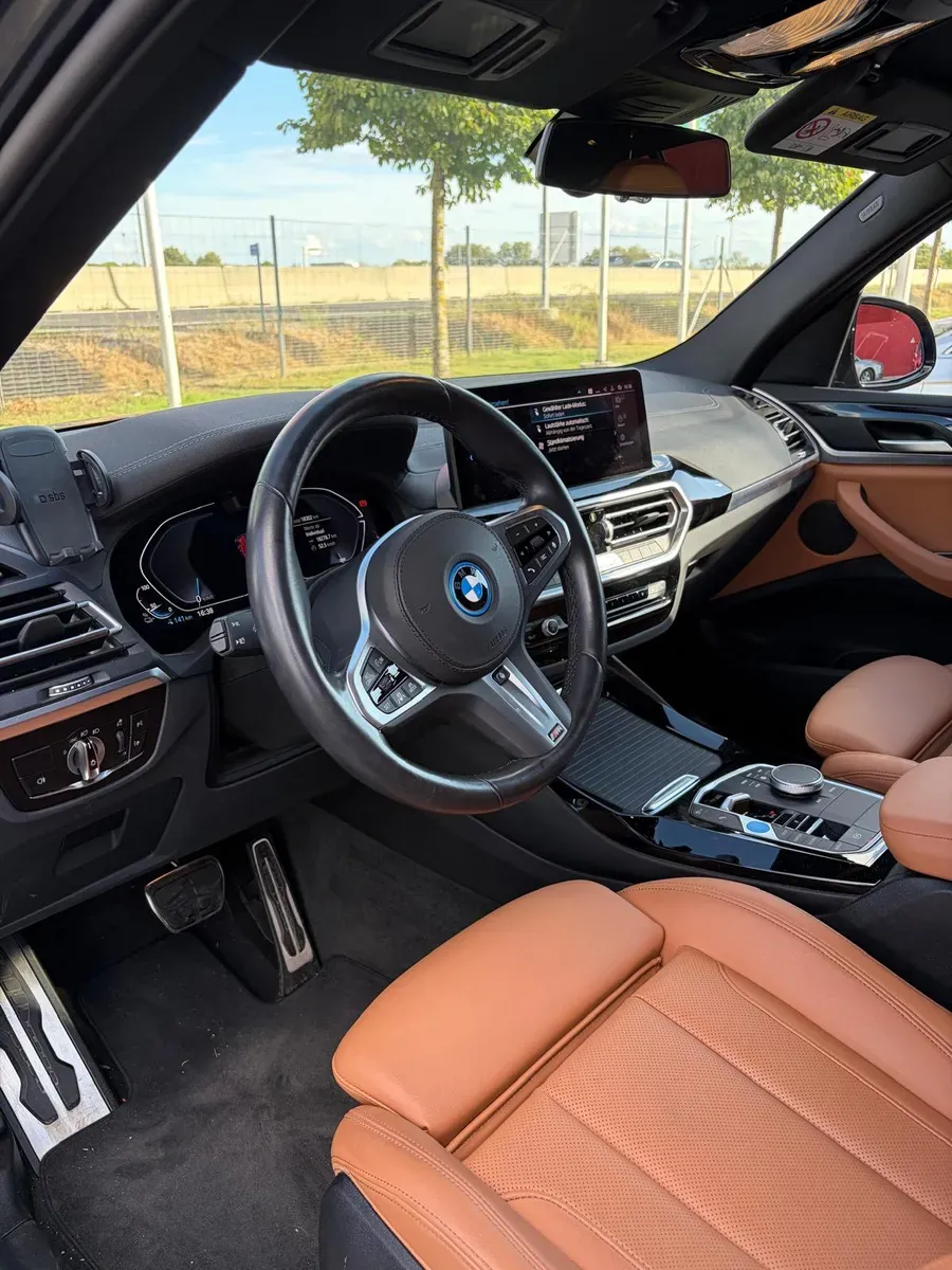 BMW Ix3 2024 photo 3