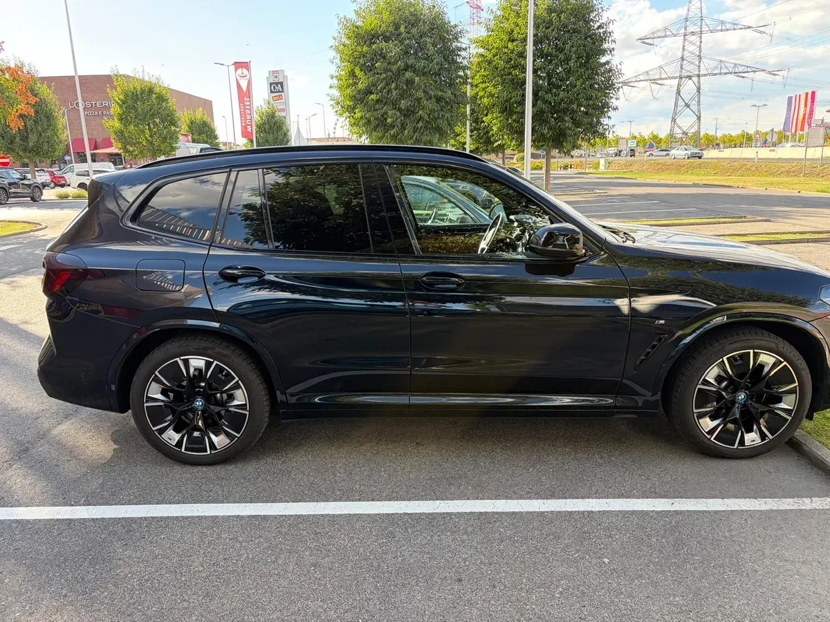 BMW Ix3 2024 photo 2