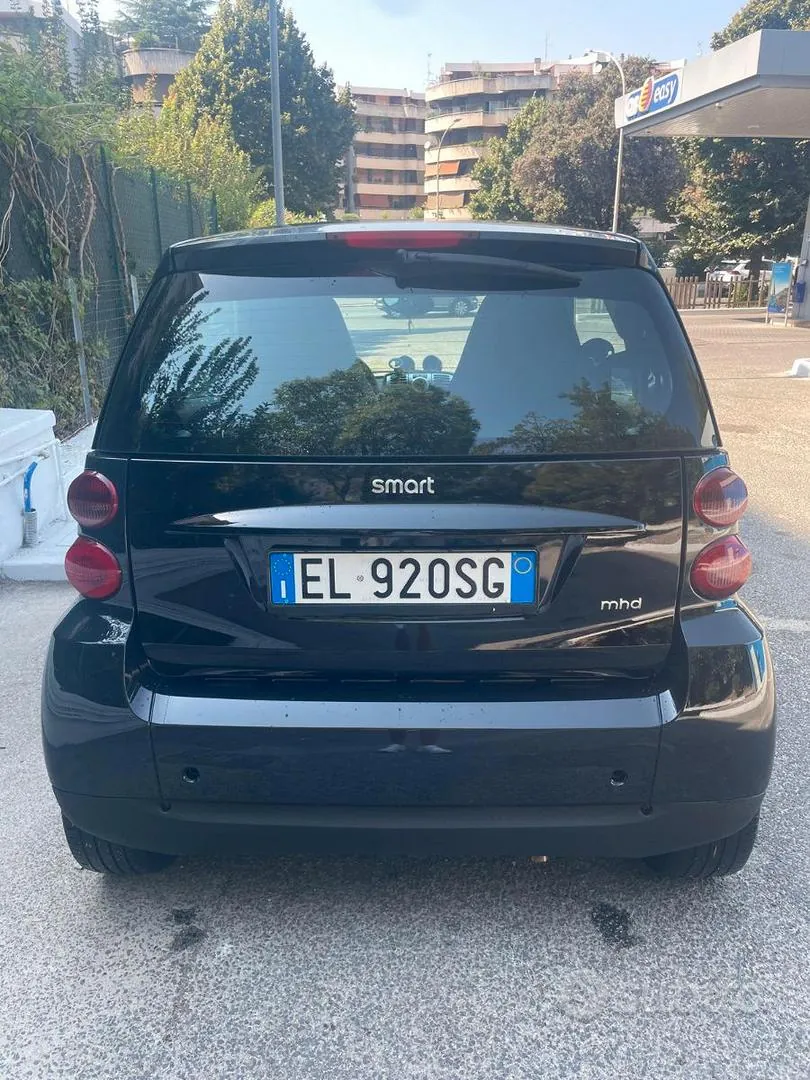 Smart Fortwo Coupe 2012 photo 2
