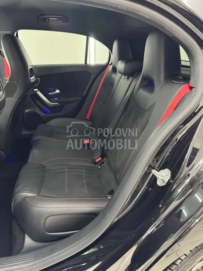 Mercedes-Benz A 200 2018 photo 2