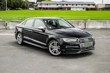 Audi S3 2015 photo 2