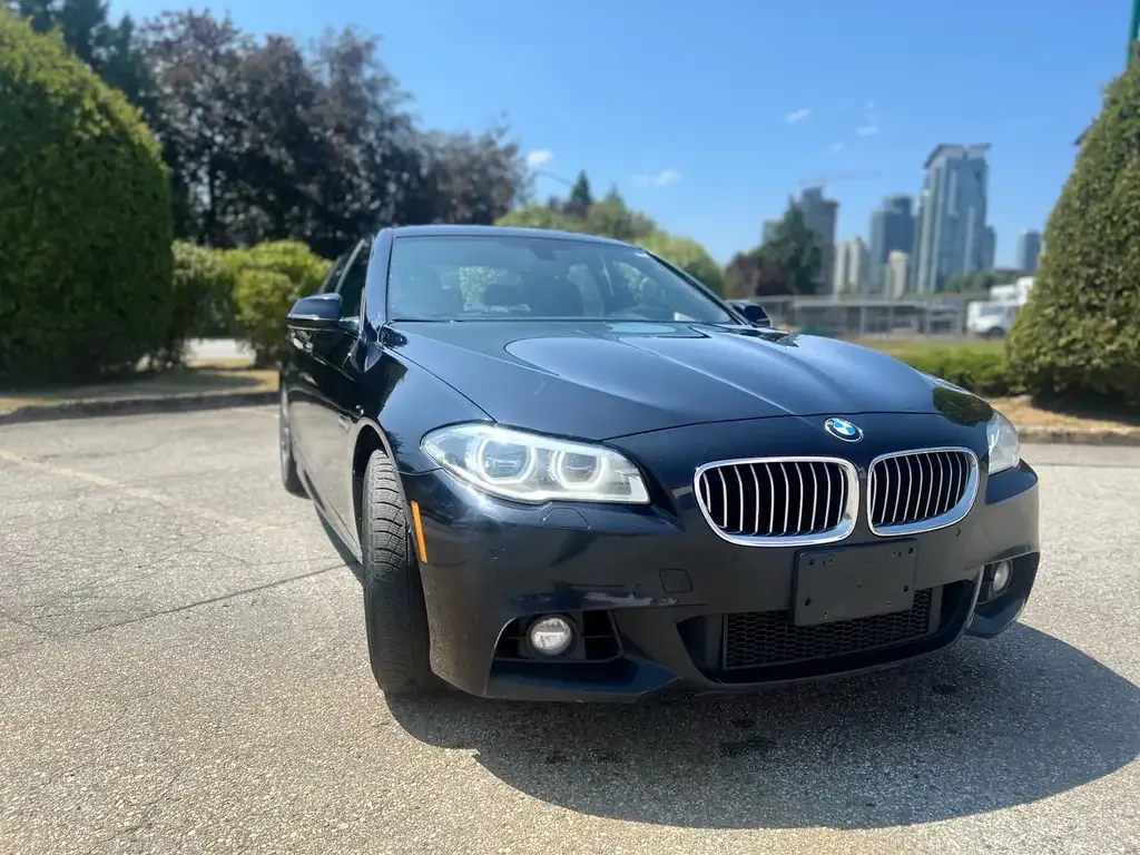 BMW 5 Series 2016 photo 3