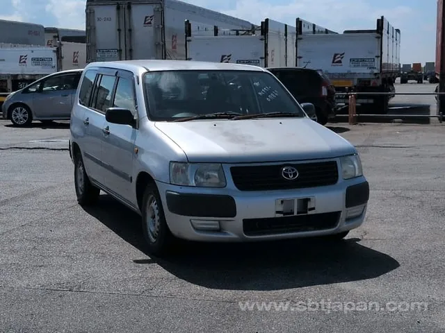 Toyota Succeed Van