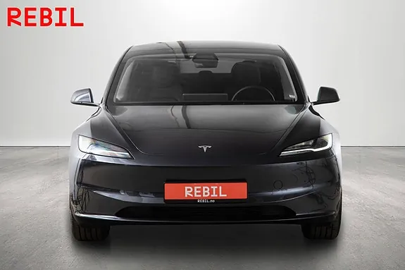 Tesla Model 3 2024 photo 3