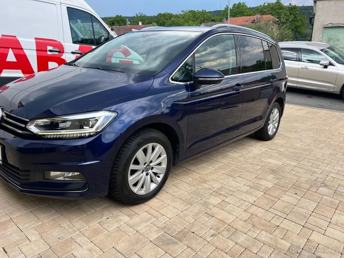 Volkswagen Touran 2017 photo 4