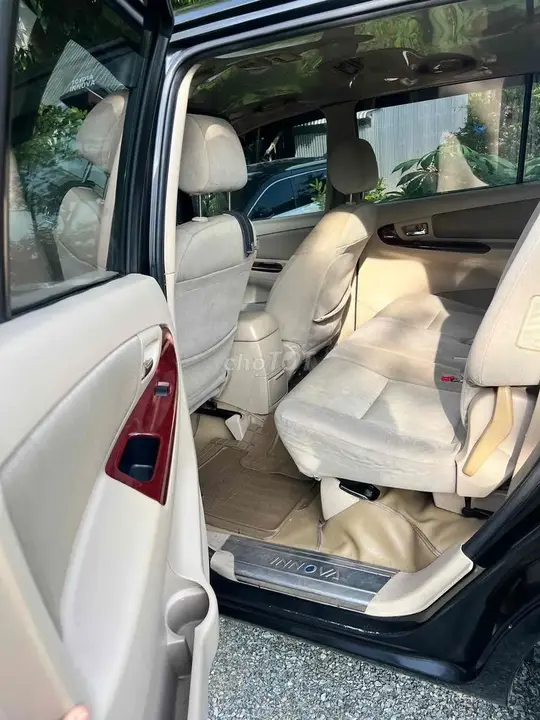 Toyota Innova 2006 photo 4