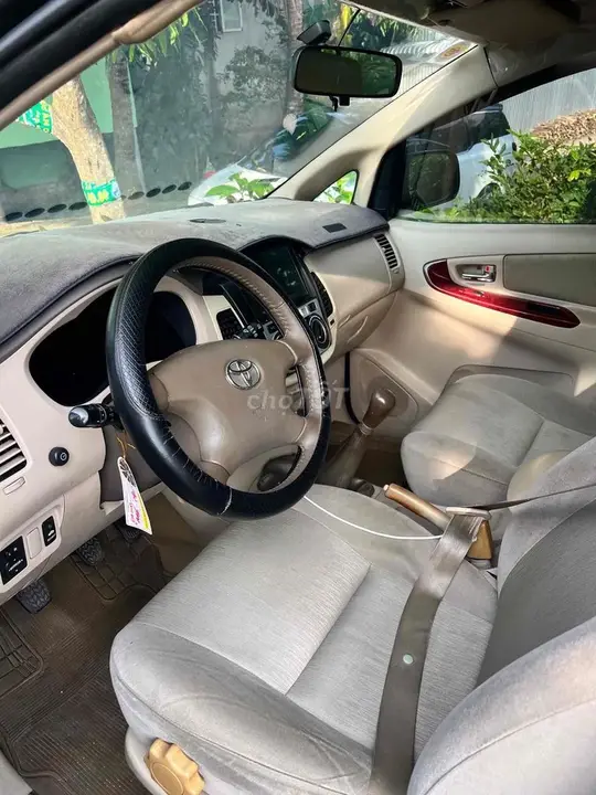 Toyota Innova 2006 photo 3