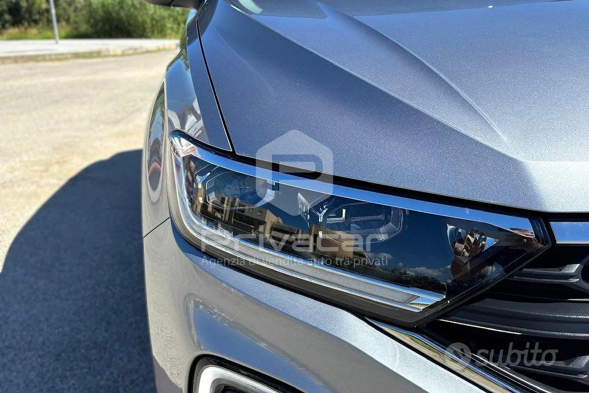 Volkswagen T-Roc 2025 photo 5