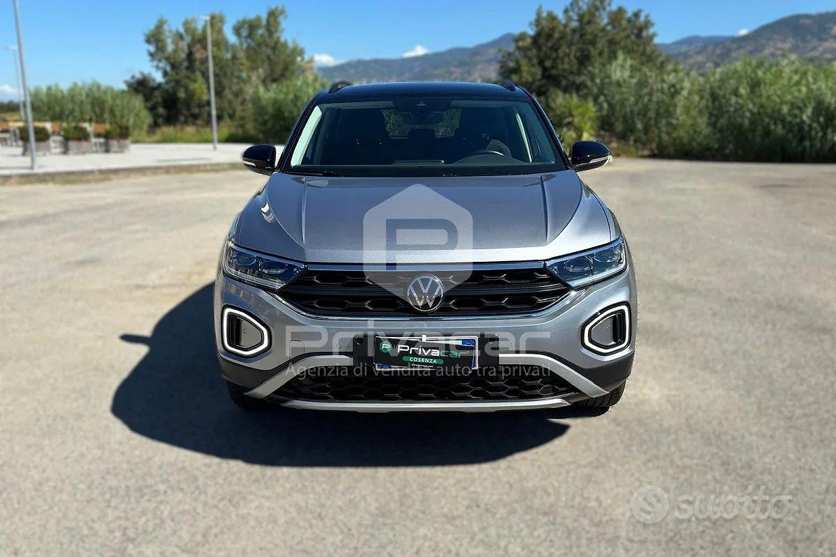 Volkswagen T-Roc 2025 photo 2