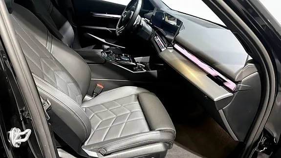 BMW 530E 2026 photo 3