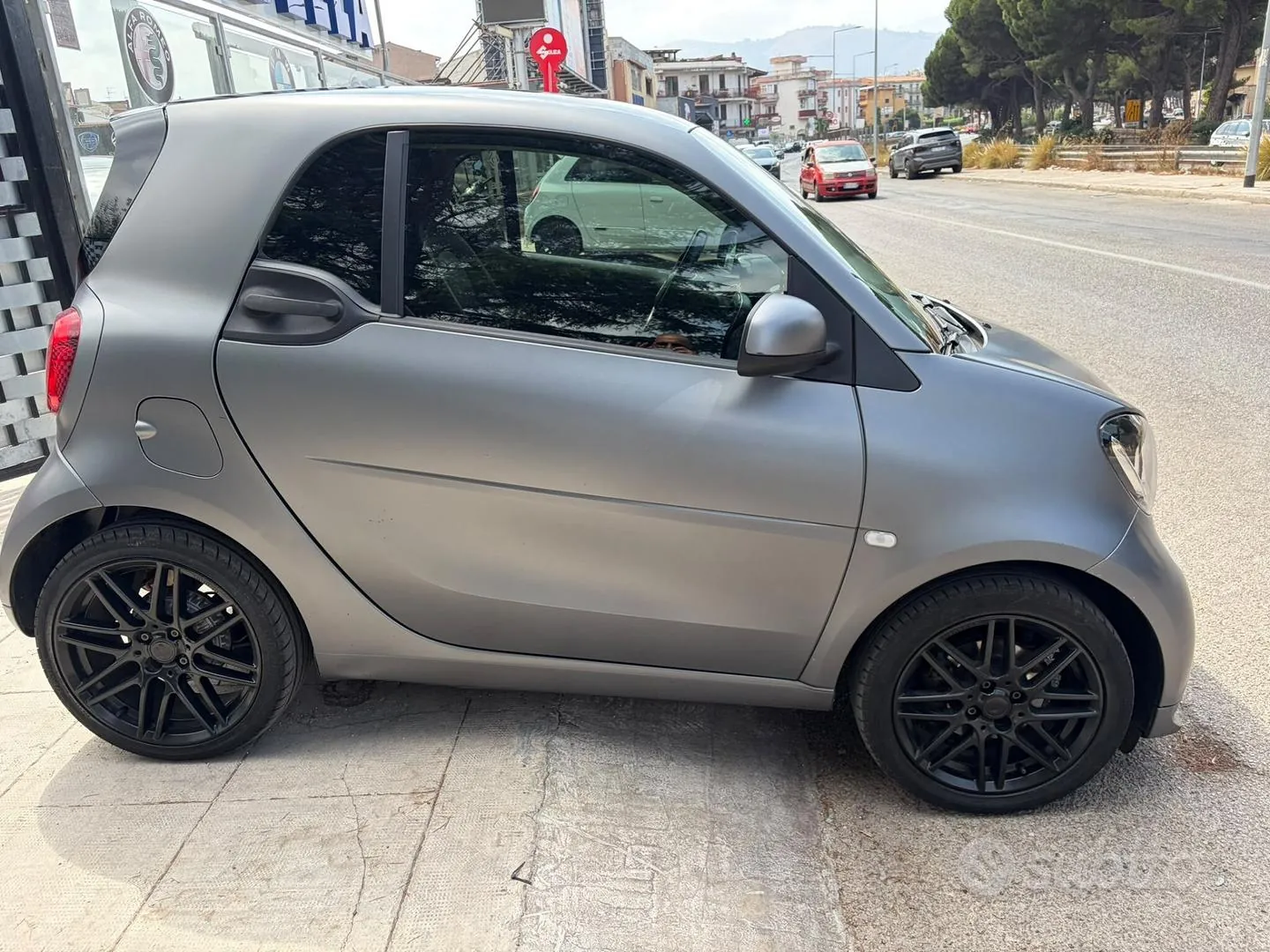 Smart Fortwo 2019 photo 4