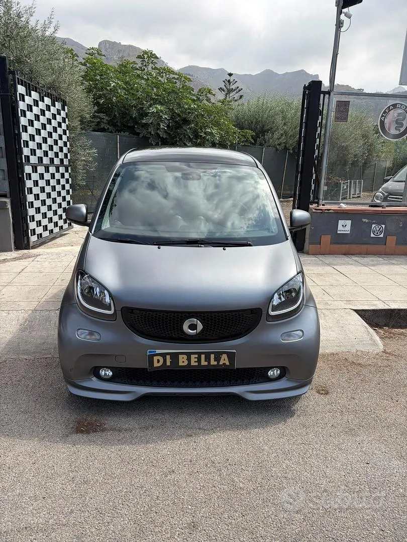 Smart Fortwo 2019 photo 2