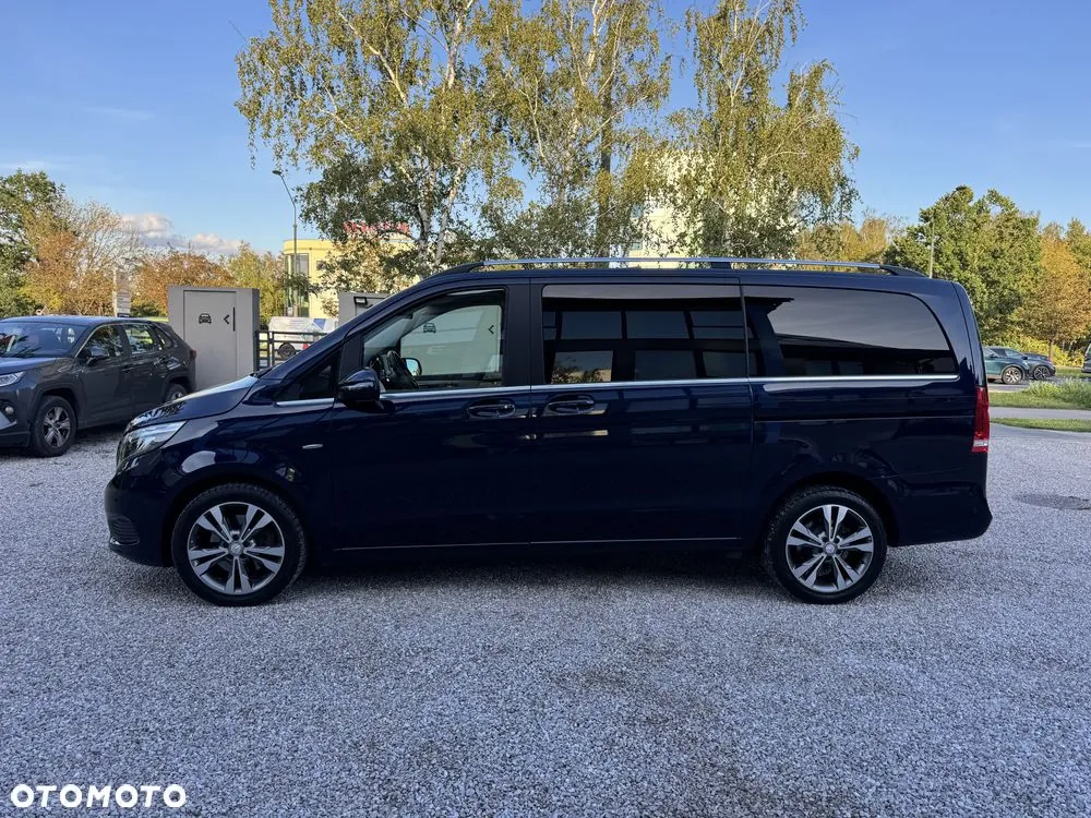 Mercedes-Benz V-Class 2017 photo 2