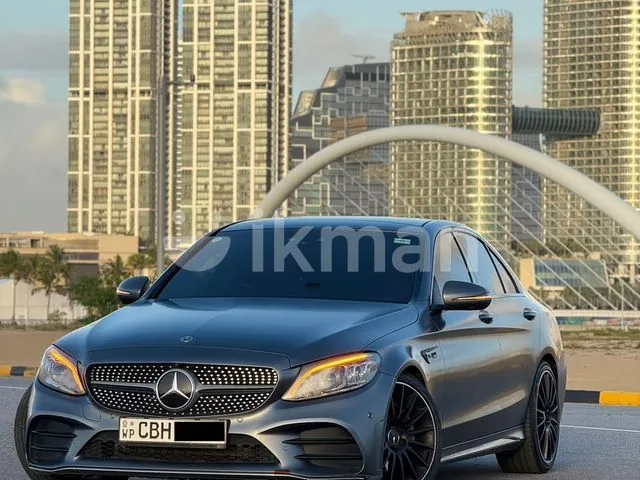 Mercedes-Benz C200