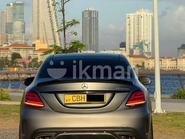 Mercedes-Benz C200 2019 photo 2