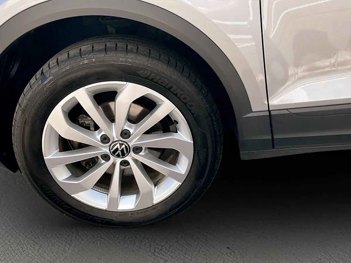 Volkswagen T-Roc 2022 photo 3