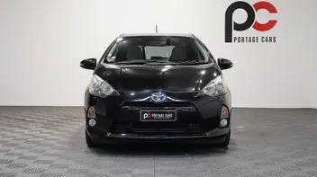Toyota Aqua 2013 photo 3