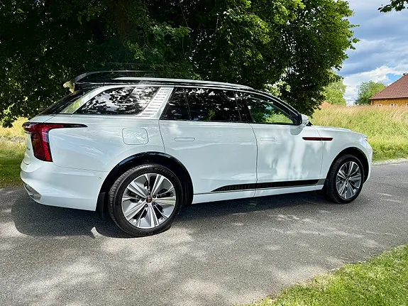 Hongqi E-Hs9 2022 photo 5