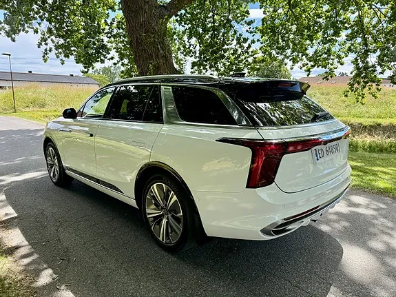 Hongqi E-Hs9 2022 photo 3