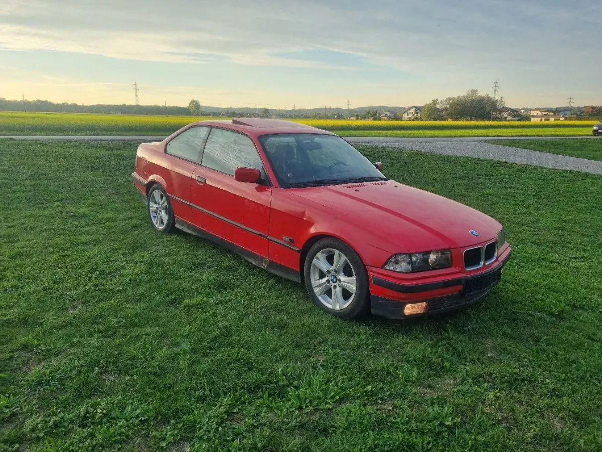BMW 3 Series 1995 photo 2