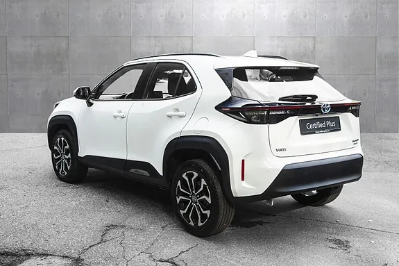 Toyota Yaris Cross 2023 photo 2