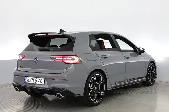 Volkswagen Golf I 2025 photo 5