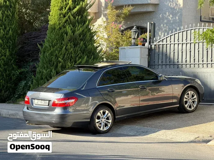 Mercedes-Benz E-Class 2010 photo 4