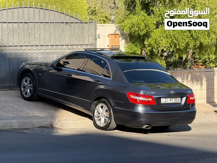 Mercedes-Benz E-Class 2010 photo 3