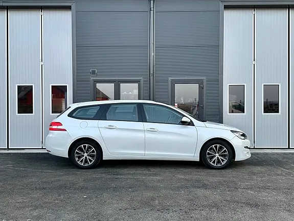 Peugeot 308 2014 photo 4