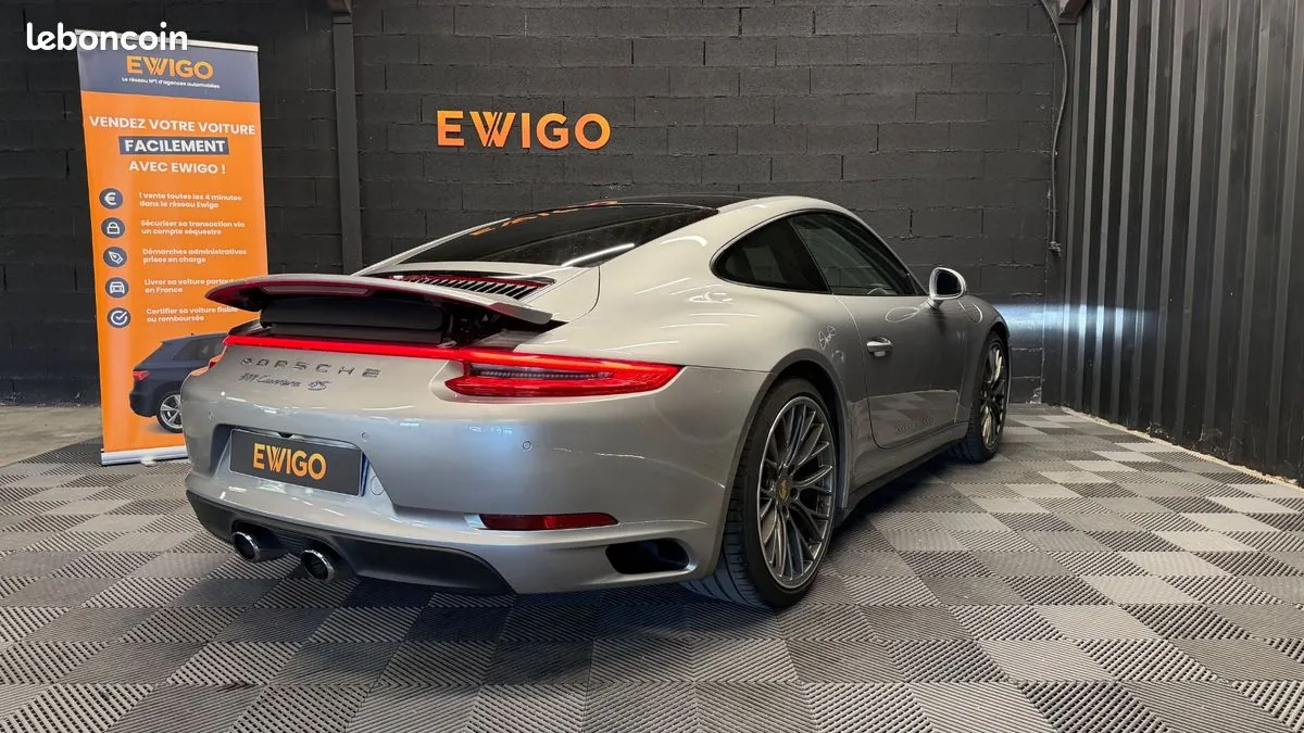 Porsche 911 2016 photo 2