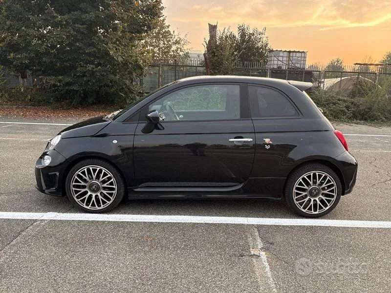 Abarth 500 2020 photo 2