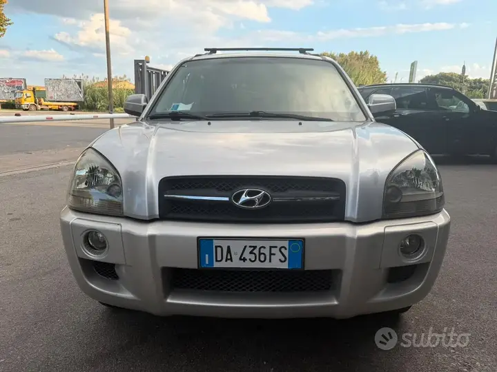Hyundai Tucson 2006 photo 2