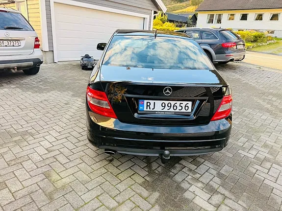 Mercedes-Benz C180 2008 photo 4