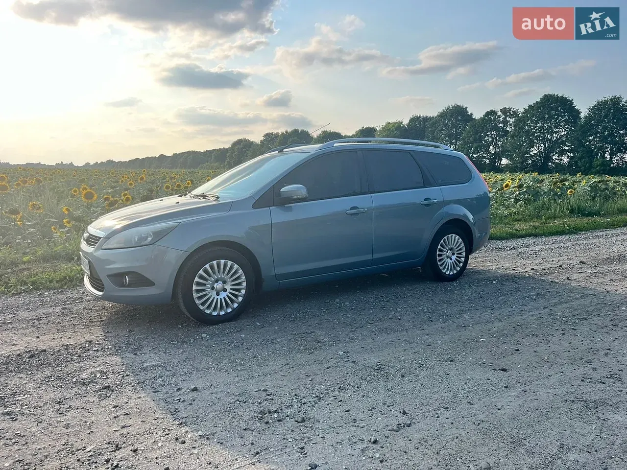 Ford Focus 2010 photo 4