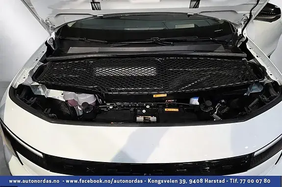 Ford Explorer 2026 photo 3